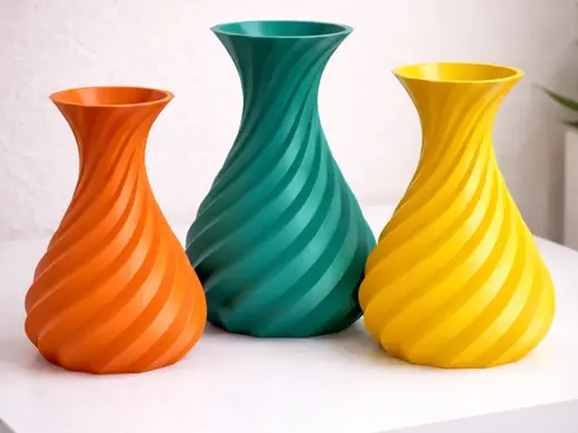 Spiral Twist Vase – 3D Printable Decorative Model