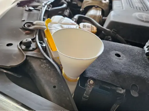 Corsa D Wiper Fuild Funnel