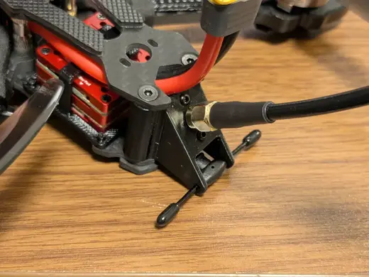 SMA / T antenna holder for 5" Mark 4 frame