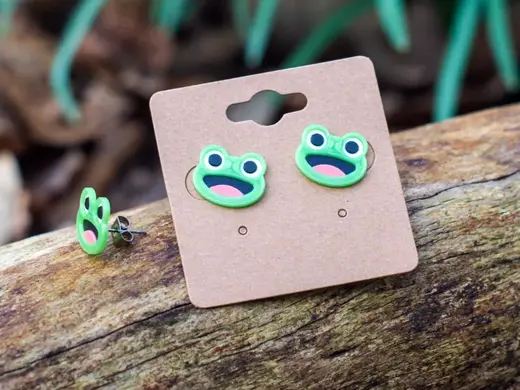 Froggo Stud Earring