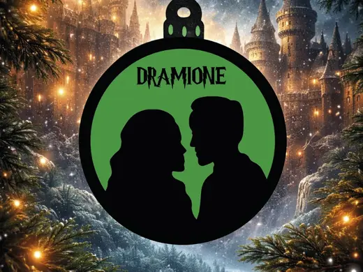 Magical Winter Romance Ornament DRAMIONE