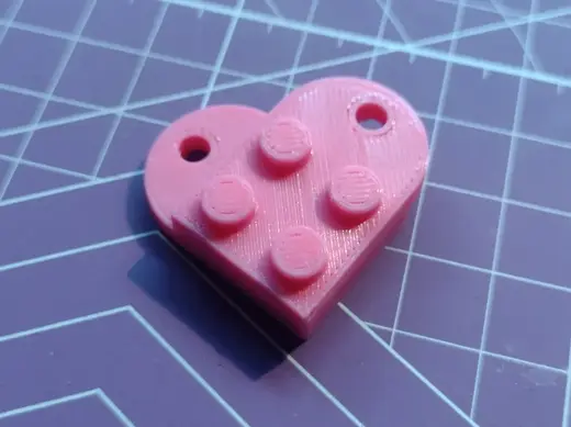 Simil brick (L3go) heart keychain/earrings