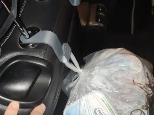 Car Headrest Hook - Grocery Bag Hanger - Backseat