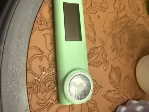 Samsung Remote Cover with Airtag Holder