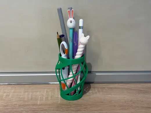 Spiral Ribbon Pen & Pencil Holder