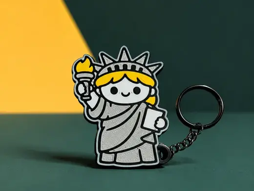 adorable Statue of Liberty keychain