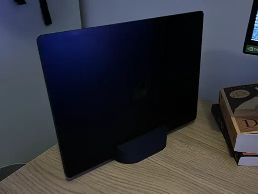 Minimalistic Microsoft Surface Laptop Stand