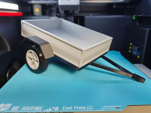 1:12 Trailer MN82