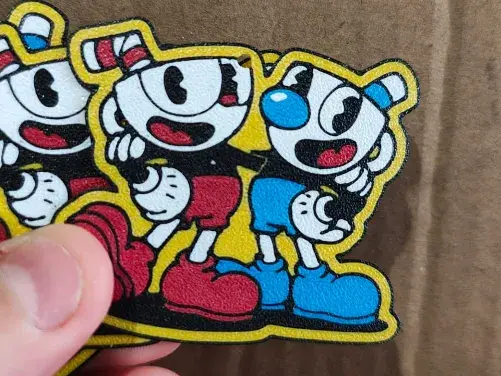 CUPHEAD MUGMAN KEYCHAIN - CHAVEIRO