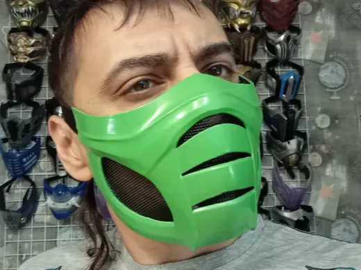 Chameleon mask from Mortal Kombat Armageddon