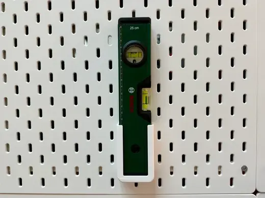 SKADIS spirit level holder | Wasserwaagenhalter