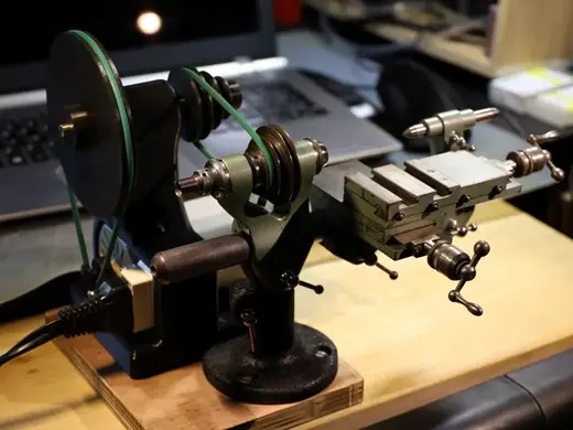 Watchmakers lathe motor mount