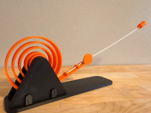 Pounce-a-pult | Spiral Cat Toy