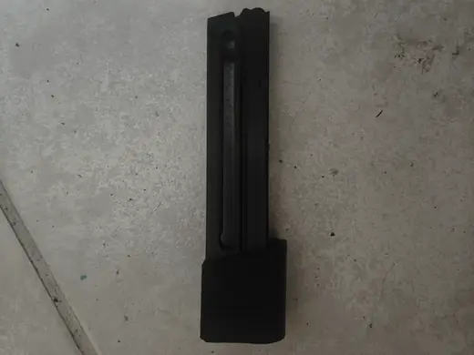 Taurus TX22 + 6 Magazine Extension with clip