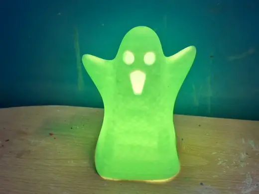 glow in the dark ghost