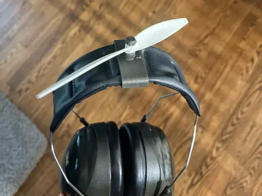 Earmuff propeller