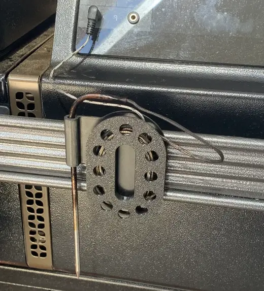 Traeger P.A.L. wired probe holder