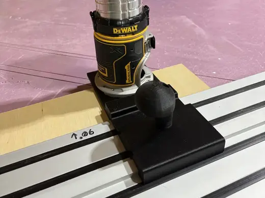 DeWalt Track Adapter for DCW600B Trim Router