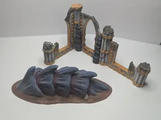 L Shaped Ruins and Alien Barrier - Alien Ruins