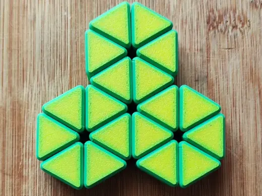 Articulated Triangles Fidget 18 Sectors 3 hexagon