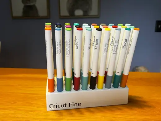 Circuit Pen Organizer - Fine Pens