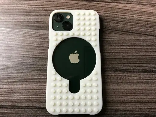 iPhone_13_Shell-cegła