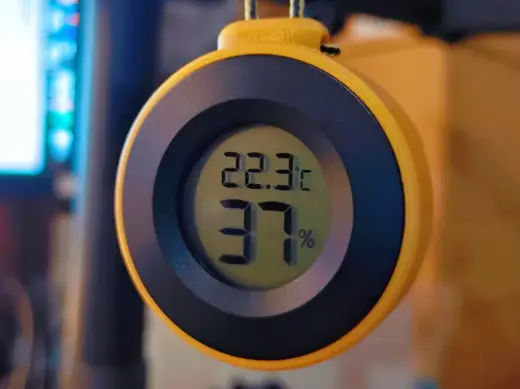 Thermometer Pendant