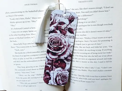 Bookmark, Roses on Sheet Music