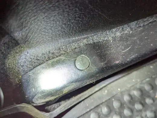 Mk4 VW Seat Trim Screw Covers (1J0881637A)