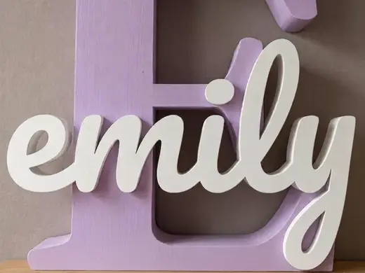 LETRA INICIA CON NOMBRE EMILY