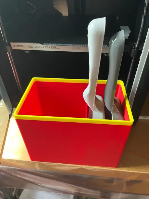 Cat litter scoop holder