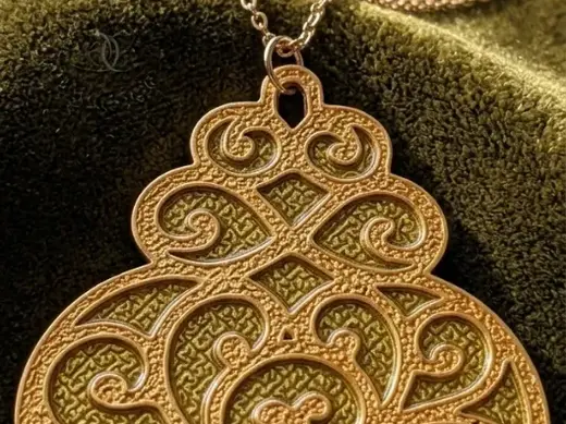 Filigree-Inspired Pendant (Coração de Viana)