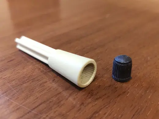 Tire valve cap remover / Quita tapones de válvulas
