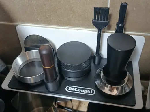 ESTACION DE CAFE DELONGHI DEDICA