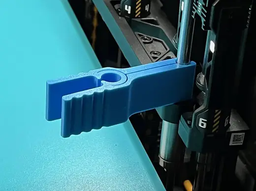 Rod cleaning and oiling tool for H2C Vortek