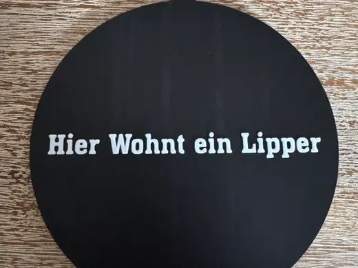 Hier wohnt ein Lipper