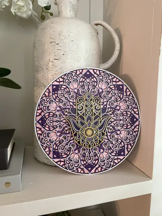 Hamsa mandala display