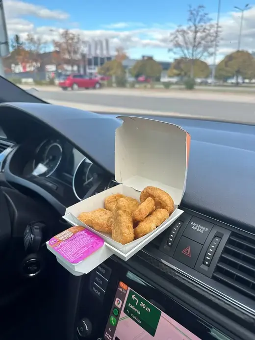 McDonald's box and sause car vent holder