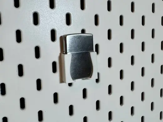 IKEA Skadis Zippo halterung