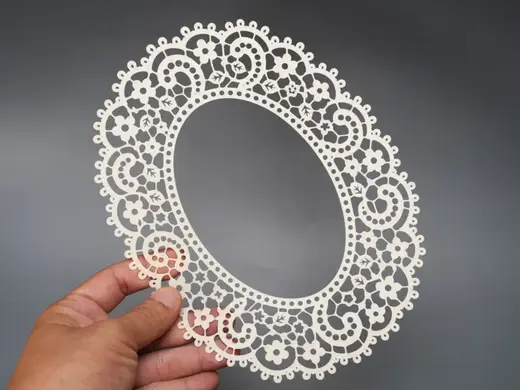 Vintage Lace Vase Doily | Elegant Floral Table Mat