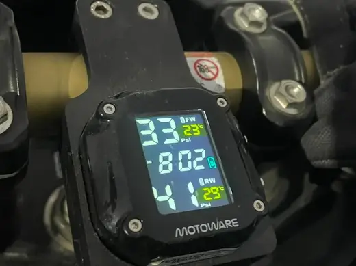 Tire pressure Holder