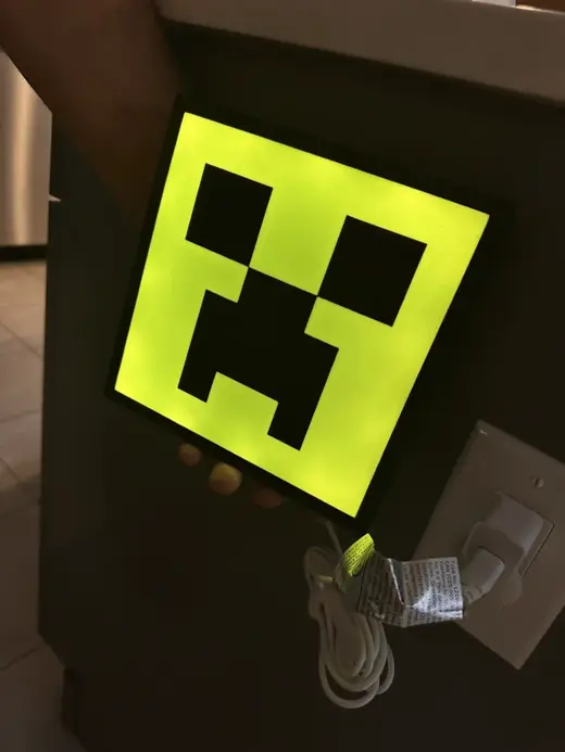 Creeper Light Box