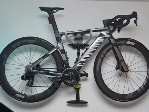 Canyon Aeroad Wandhalter / Fahrrad / Rennrad
