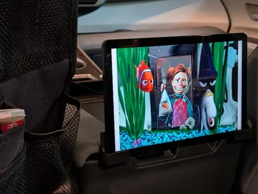 Toyota Sienna Tablet Holder