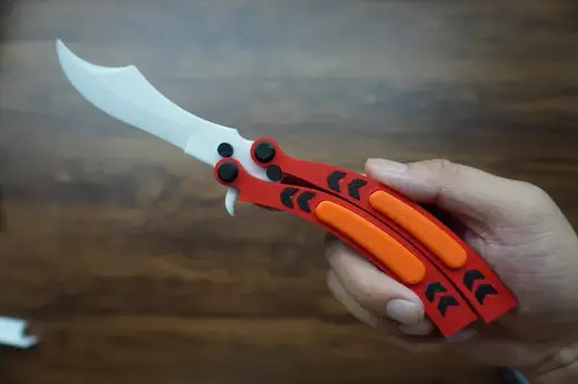 蝴蝶刀(Balisong Butterfly Knife)