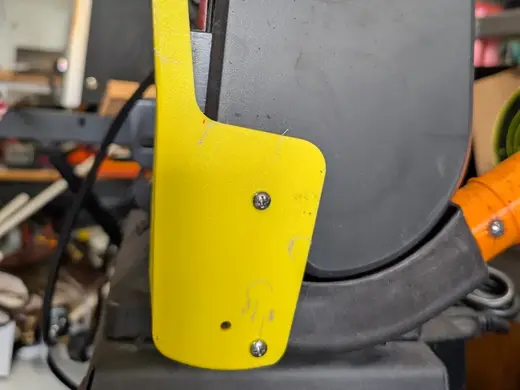 Bucktool 2x42 belt grinder, lower guard