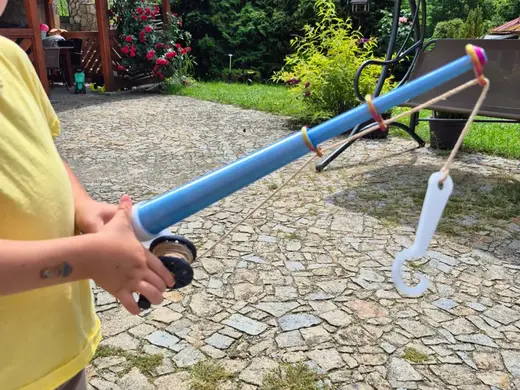 TOY FISHING ROD