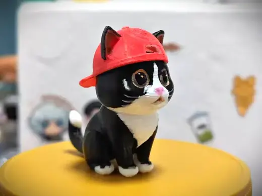 黑猫警长带着红色小帽子 可爱的小猫手办