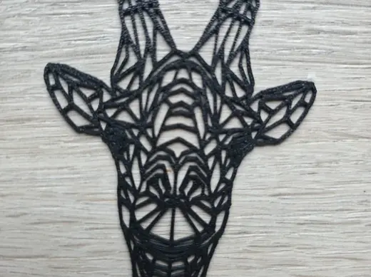 Geometric Giraffe Wall Art – Modern Low Poly Decor