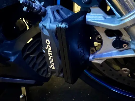 Aprilia RS/Tuono 660 Bremssattelhalter
